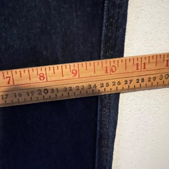 Duluth Trading Blue Jeans Mens Size 34 x 30 Work Heavy Relaxed Dark Wash 3237-76 - Picture 7 of 11